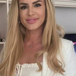 Elena Puscasu