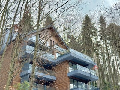 Apartament la parter în Foresti Sinaia – Elegant. Spațios. În inima naturii