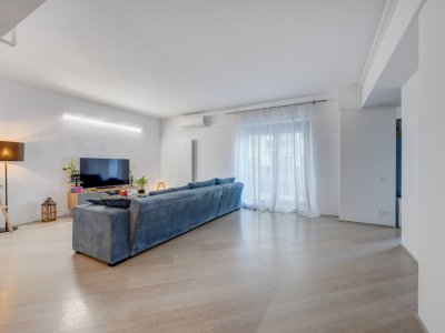 Delta City - apartament 3 camere decomandat, 96 mp.