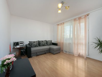 Apartament 3 camere decomandat langa Parcul Moghioros