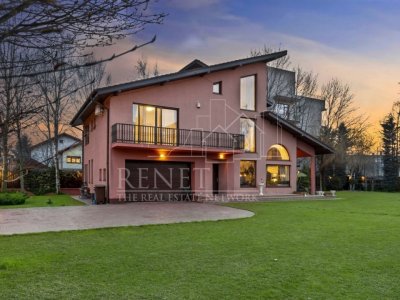 Iancu Nicolae, vila contemporana 315 mp total, lot 1595 mp, piscina!