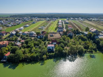 BRANESTI, TEREN 1400 MP, DESCHIDERE 32 MP, VEDERE LA LAC!