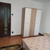 DE INCHIRIAT APARTAMENT SPATIOS RENOVAT APROAPE DE METROU GORJULUI  thumb 6