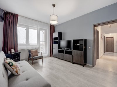 Apartament complet mobilat si utilat - decomandat - loc de parcare suprateran 