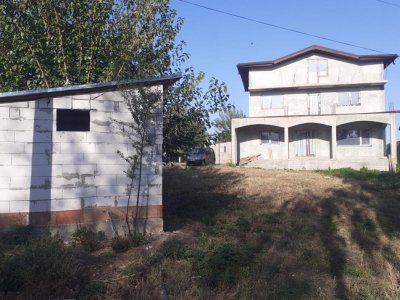 BERCENI CASA P+E 142 mp LOT 700 mp 