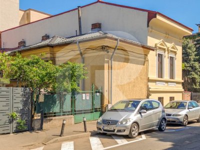 Casa in vecinatatea Guvernului