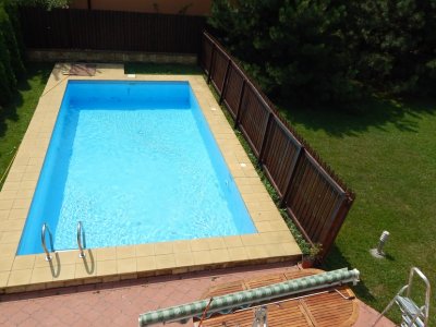 IANCU NICOLAE, zona British School ,vila cu piscina si curte generoasa