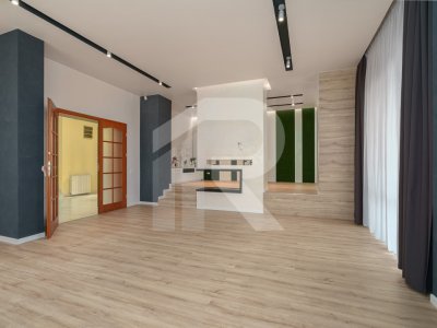 Drumul Taberei - Valea Oltului, casa 9 camere, lot 1158 mp