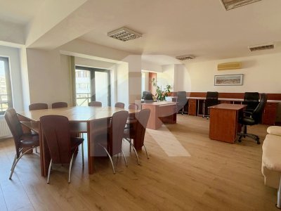 Spatiu birouri zona Mihalache - Turda in imobil mixt, 4 camere, 155 mp, 8 eur/mp