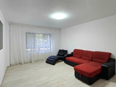 3 Camere Decomandat cu Centrala Proprie 