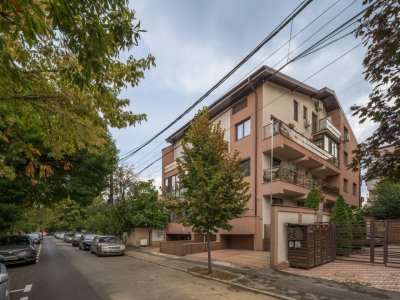 Decomandat - metrou Bazilescu - Bucureștii noi