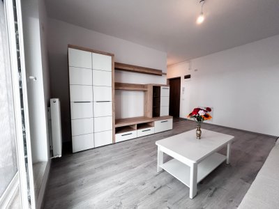 SUPERB: 50mp + curte privata 60mp, bloc 2023