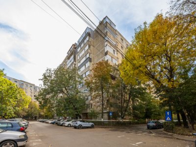 TINERETULUI - VISANA, APARTAMENT 2 CAMERE 53 MP, ETAJ 1, LA CHEIE!