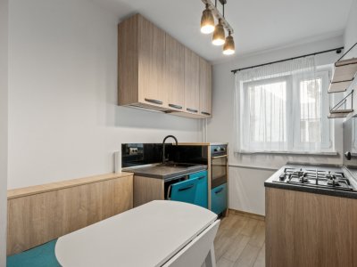 Apartament 3 Camere Decomandat Piata Valea Ialomitei
