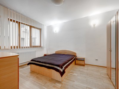 Drumul Taberei, Doftanei, Parc Brancusi, Centrala, Bloc 2009, Parter inalt 