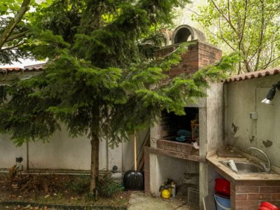 Vă propunem spre vânzare o vilă superbă cu 4 camere Prelungirea Ghencea - Latin