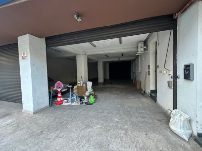 Vă propunem spre vânzare o clădire de birouri situată în Cotroceni