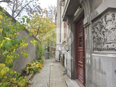 Apartament in Vila, 5 camere,  Alexandru Philippide 4, de renovat