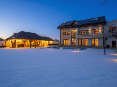 CORBEANCA - ROSE GARDEN, VILA 500 MP, LOT 1100 MP, LA CHEIE!