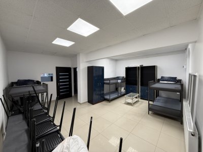 Spatiu cazare 12 muncitori - Eroii Revolutiei - Parcare inclusa