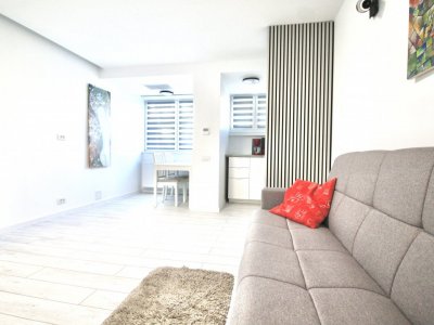 GARSONIERA NOUA, LANGA PARCUL CISMIGIU SI SALA PALATULUI!