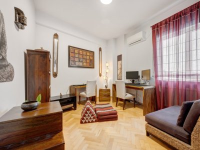 CISMIGIU - BERZEI, APART. 3 CAM. FINISAT SI MANSARDA NEAMENAJATA, TOTAL 219 MP!