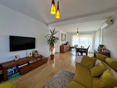 Vila 4 Camere, - Panouri Solare, Sistem Alarmă și Grădină - Domnești