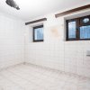Vila de renovat, pe o stradă liniștită  thumb 29