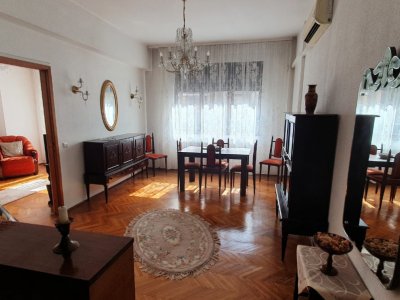Vânzare apartament 3 camere Eminescu