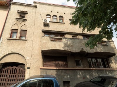 VAND 4(5) CAMERE ZONA PIATA MUNCII AGRICULTORI