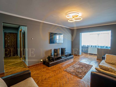 FALEZA NORD - Apartament 3 Camere - Vanzare