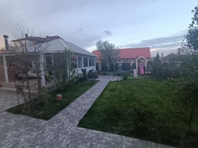VILĂ DEOSEBITĂ DE VÂNZARE – Zona KM 4-5 / Doraly