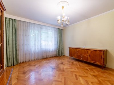 0% Comision Apartament 3 camere etaj 1-Pitesti Liceu A.Odobescu!