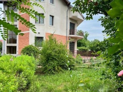 Cladire pretabila azil, gradinita,after school, loc. Bascov-Arges. Comision 0%