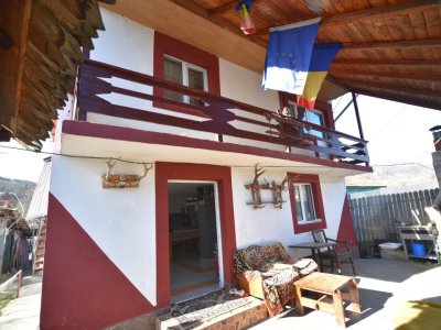 Casa/pensiune 6 camere loc. Salatrucu. Pretabila investitie. Comision 0% ! 
