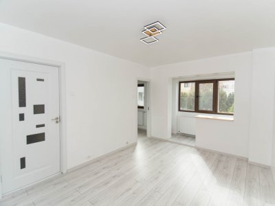 Garsoniera RENOVATA TOTAL Gavana, etaj 1. Comision 0%