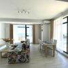 Mamaia Nord apartament 2 camere cu loc de parcare și vedere frontal la mare thumb 4