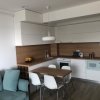 Priveliște spre mare, confort desăvârșit – apartament în Mamaia Nord thumb 3