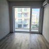 Apartament modern cu balcon generos și acces la piscină thumb 4