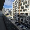 Apartament modern cu balcon generos și acces la piscină thumb 10