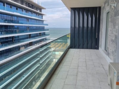 Apartament situat pe malul marii, mobilat si utilat lux