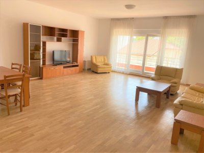 Inchiriere apartament patru camere langa Herastrau