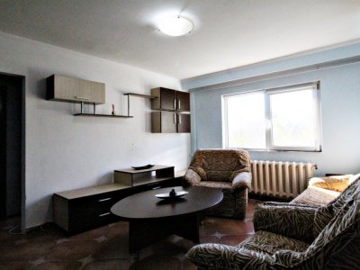 OCAZIE - Poarta 6 - apartament mobilat, cu gaze la aragaz!