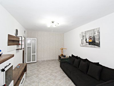 Apartament 4 camere, 2 bai, etaj 3, zona Anda – Comision 0%