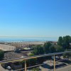 Apartament cu 2 camere in zona Summerland, vedere frontală la mare thumb 5