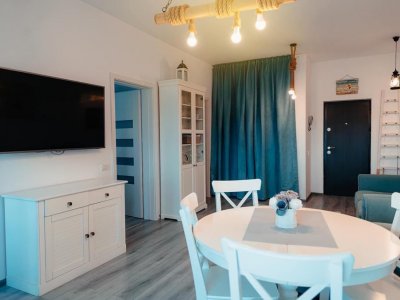 Nou pe piata! Apartament pe malul marii mobilat si utilat complet