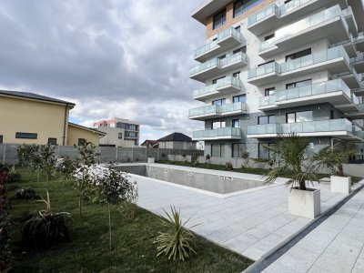 Apartamen cu acces DIRECT la PISCINA, curte proprie+parcare subterana inclusa!
