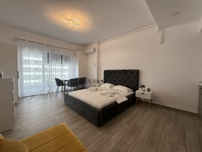 Mamaia nord -Casa Del Mar - Studio cu vedere laterala la mare si lac 