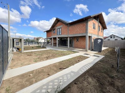 Casa P+1 la Rosu in Valu lui Traian