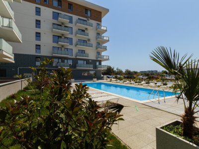 Apartament 2 camere decomandat cu bucatarie inchisa, luminos cu terasa Imensa